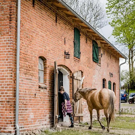 In Am Neuklostersee * Lubberstorf